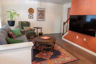 3270 Greenwich Ct, Unit CT in Waldorf, MD - Building Photo