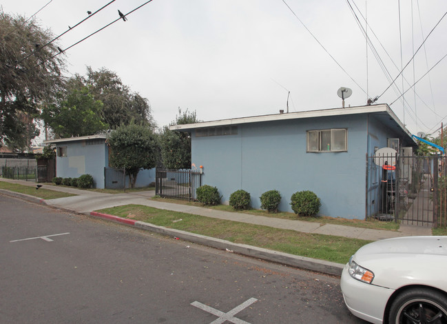 3523-3529 E 60th St in Huntington Park, CA - Building Photo - Building Photo