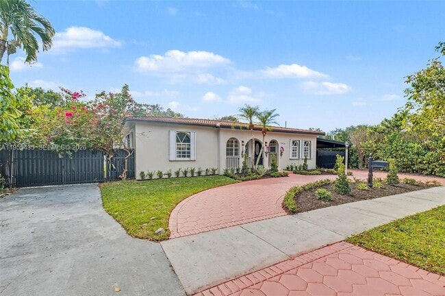 5936 SW 29th St in Miami, FL - Building Photo - Building Photo