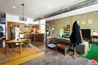 1534 17th St in Santa Monica, CA - Building Photo - Building Photo