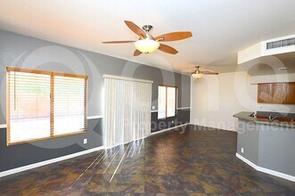 10129 E Carmel Ave in Mesa, AZ - Building Photo - Building Photo