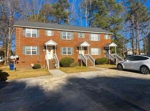 113 Henley Pl in Smithfield, NC - Building Photo - Building Photo