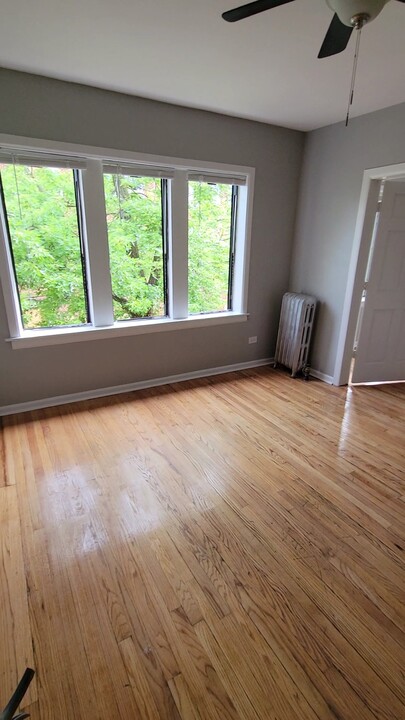 2916 W 64th St in Chicago, IL - Building Photo