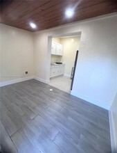 2434 Polk St, Unit 2 in Hollywood, FL - Building Photo - Building Photo