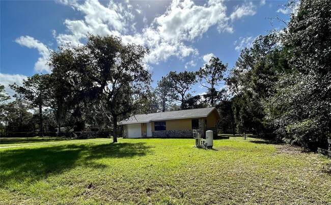 3014 E Buck Ct in Inverness, FL - Building Photo - Building Photo