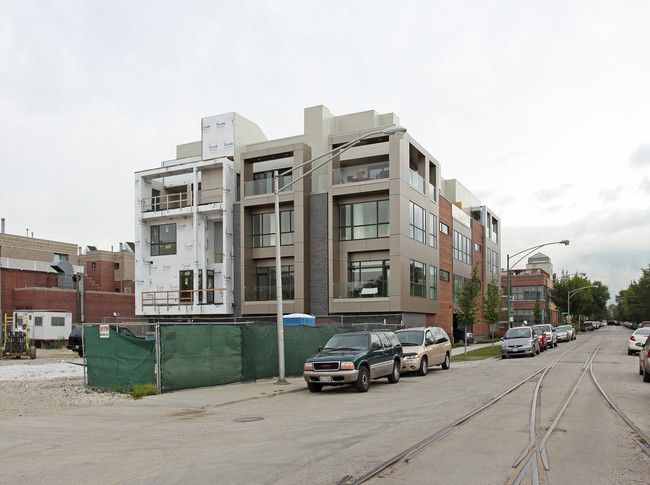 ROW2750 in Chicago, IL - Foto de edificio - Building Photo