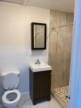 1020 N 18th Ct in Hollywood, FL - Foto de edificio - Building Photo