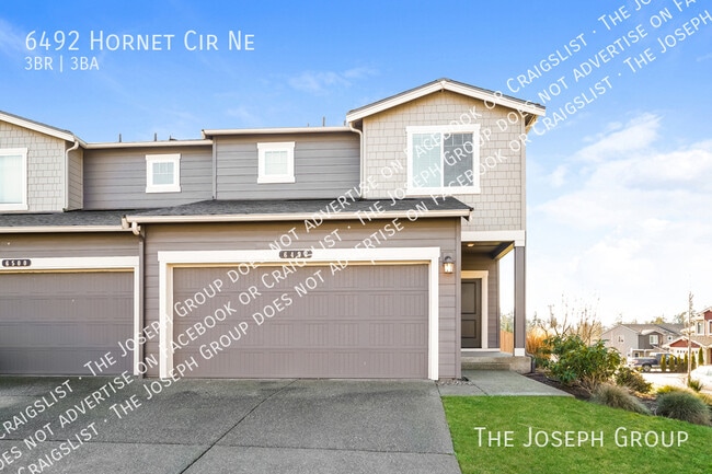 property at 6492 Hornet Cir NE