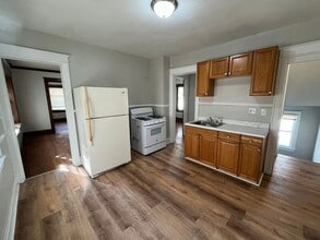 246-248-248 Weyl St in Rochester, NY - Building Photo - Building Photo