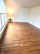 10701 Broadway St in Indianapolis, IN - Foto de edificio - Building Photo