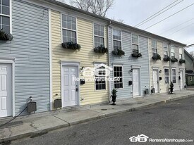 8 Johnson Pl, Unit 504 in Annapolis, MD - Building Photo