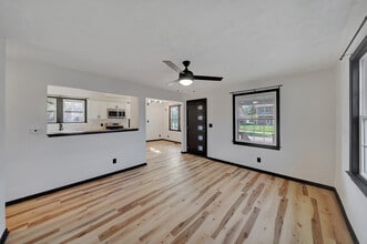 3154 Apple St in Lincoln, NE - Building Photo - Building Photo