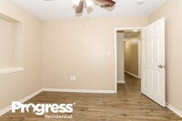 215 Paradise Ln photo'