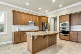 2160 W Juliet Way in Fresno, CA - Building Photo - Building Photo