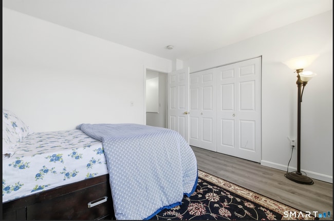 310 Boston Post Rd, Unit 76 in Waterford, CT - Building Photo - Building Photo