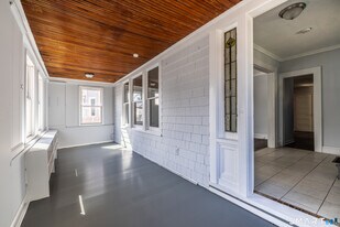 92 Herkimer St in Bridgeport, CT - Building Photo