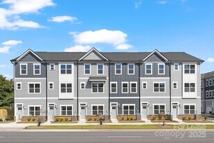 550 Beatties Ford Rd in Charlotte, NC - Building Photo