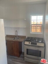 7634 Milwood Ave in Los Angeles, CA - Building Photo - Building Photo