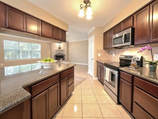 property at 6510 Lynngate Dr