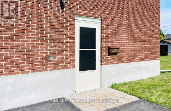 127 Centenaire St in Embrun, ON - Building Photo - Building Photo
