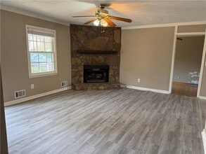 5830 Oak Grove Valley Dr in Cumming, GA - Building Photo - Building Photo