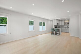 619 Westmount Dr in West Hollywood, CA - Foto de edificio - Building Photo