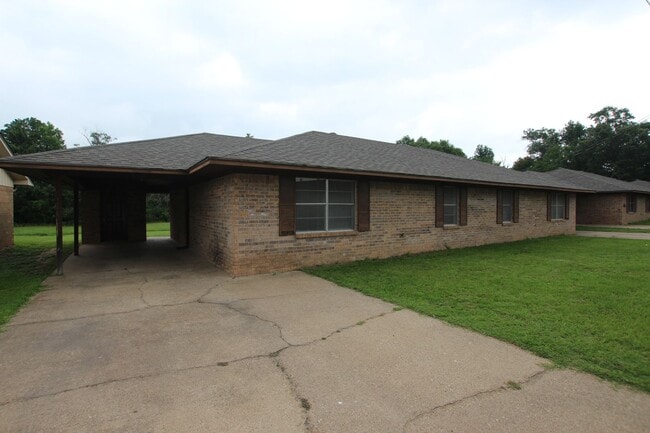 property at 12414 Cimmarron Dr