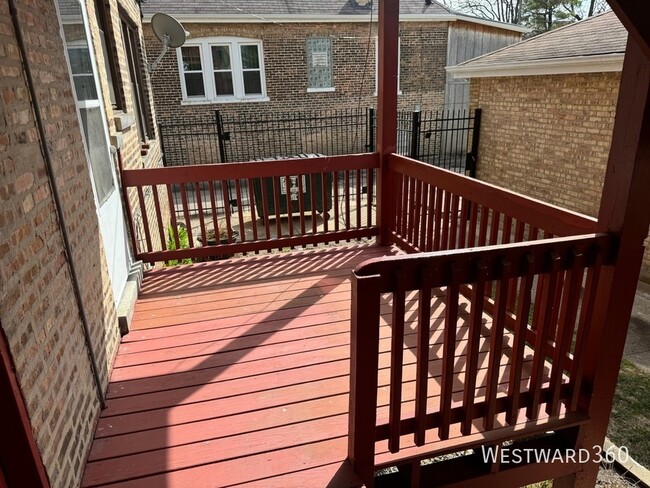 property at 6708 S Wood St