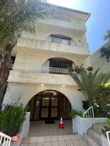 1209 Amherst Ave, Unit 102 in Los Angeles, CA - Building Photo