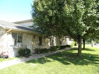 8750 Sherry Dr in Piqua, OH - Foto de edificio - Building Photo