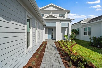 12724 Nautilus Cir in Palm Beach Gardens, FL - Building Photo - Building Photo