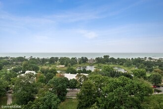 1850 N Clark St in Chicago, IL - Building Photo - Building Photo