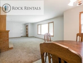 508 W Main St in Arlington, KS - Building Photo - Building Photo