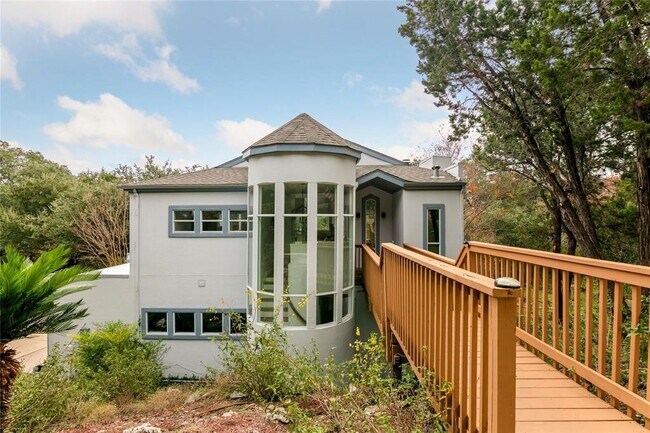 property at 210 Finn St