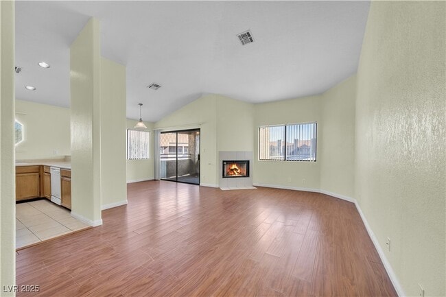 5002 S Rainbow Blvd in Las Vegas, NV - Building Photo - Building Photo