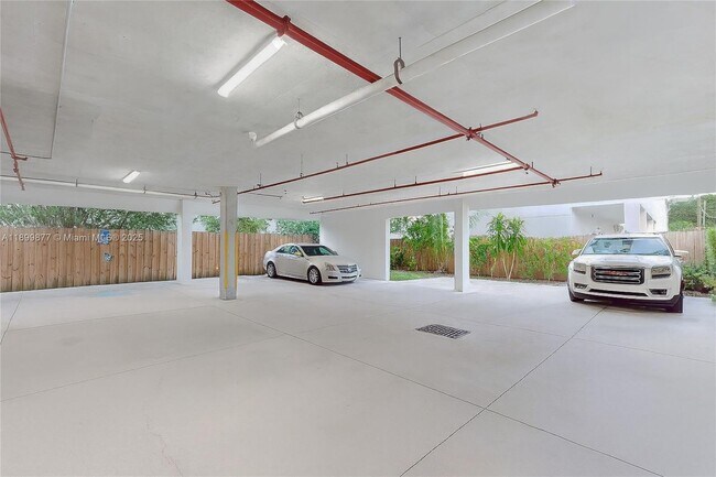 519 SW 5th Ave in Miami, FL - Building Photo - Building Photo