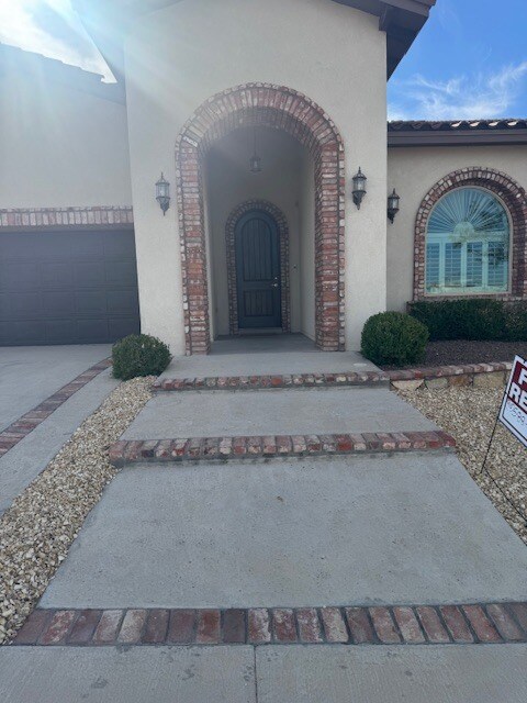7726 Enchanted Ridge Dr in El Paso, TX - Foto de edificio - Building Photo