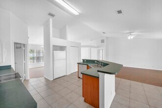 446 SW S Quick Cir in Port St. Lucie, FL - Building Photo - Building Photo