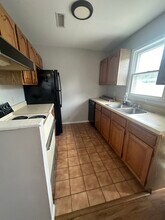 605 S Main St in Dupo, IL - Foto de edificio - Building Photo