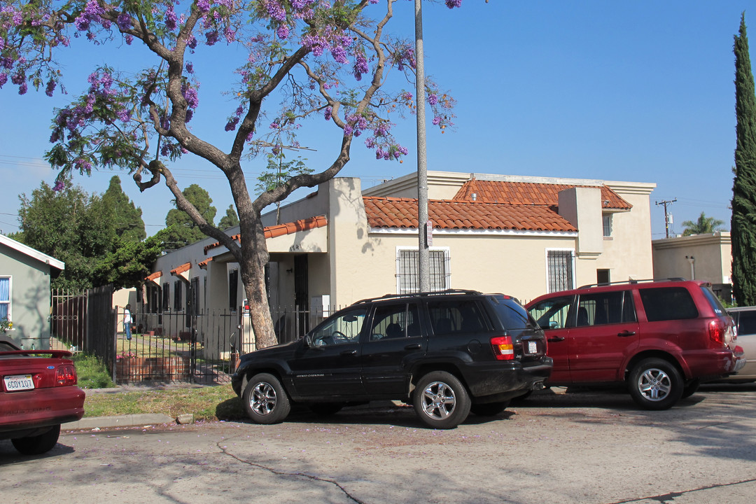 1741 Chestnut Ave in Long Beach, CA - Foto de edificio