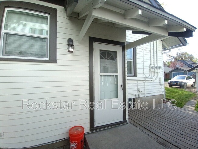 1739 W Tenth Ave in Spokane, WA - Building Photo - Building Photo