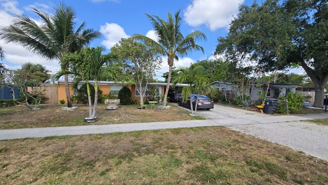 property at 6511 Seminole Dr