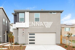 1172 Bengal Lp in Rocklin, CA - Building Photo