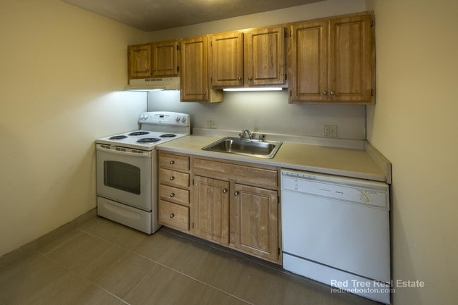 88 Gardner St in Boston, MA - Building Photo - Building Photo