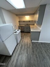 901 Marilyn Dr, Unit B in Raleigh, NC - Building Photo - Building Photo