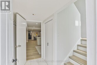 368 Hollyberry Trail in Toronto, ON - Building Photo - Building Photo