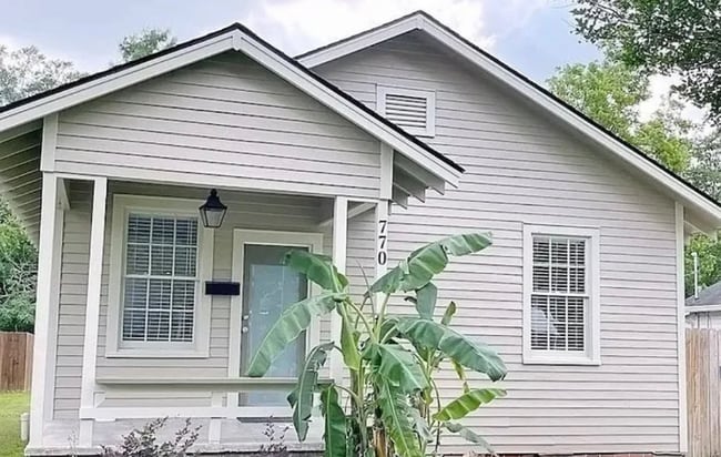 property at 770 Richland Ave
