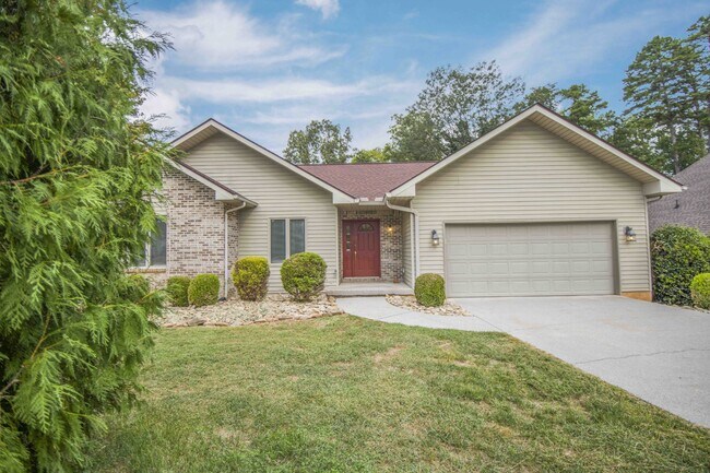 106 Oohleeno Way in Loudon, TN - Building Photo - Building Photo