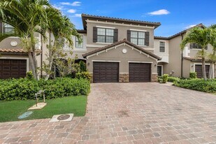 7215 Ketch Pl in Bradenton, FL - Building Photo
