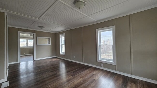 property at 1411 St Louis St